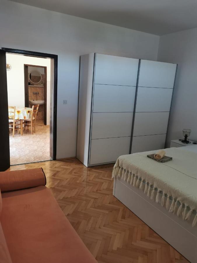 פובליאנה Apartments Sanja מראה חיצוני תמונה